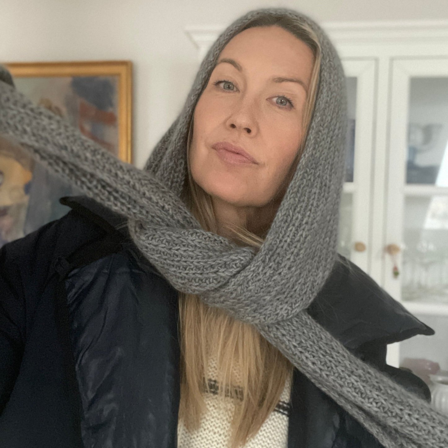 Ingrid Hoodiescarf ENG