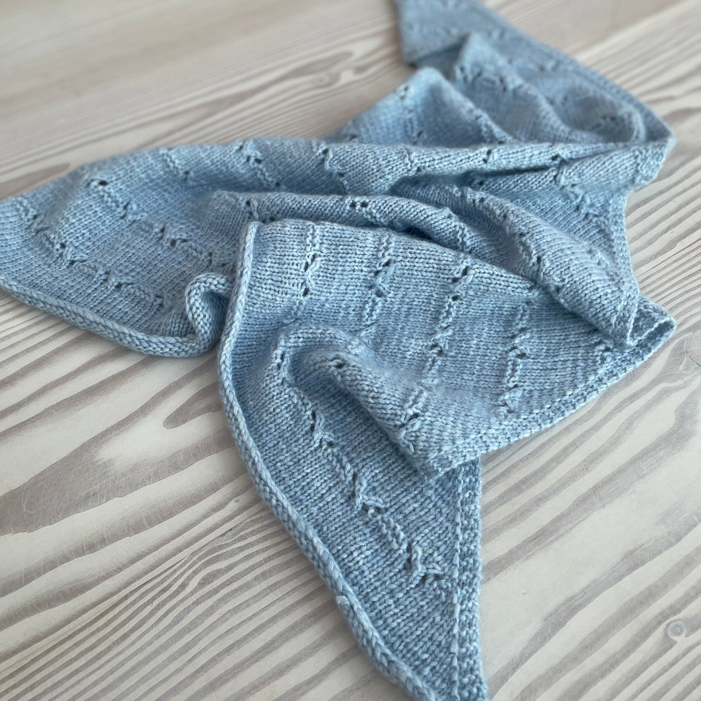 Poula Chunky Scarf & Beanie ENG