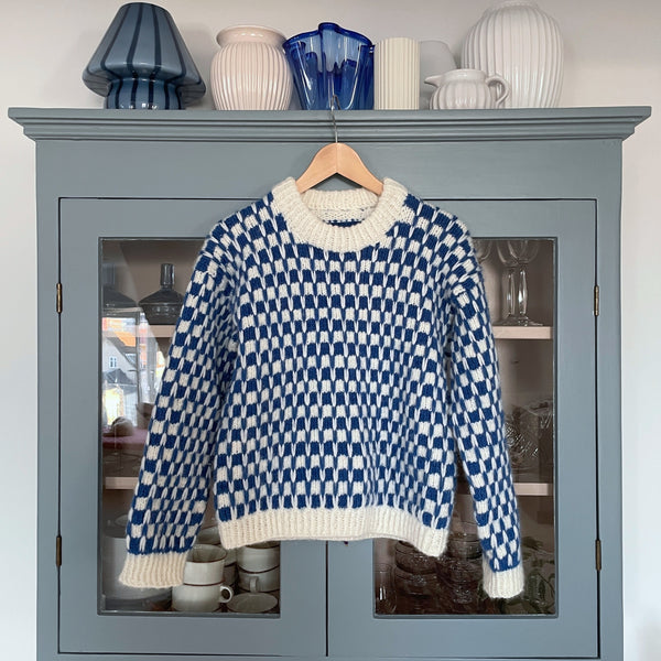 Checkmate Cap Sleeve Sweater